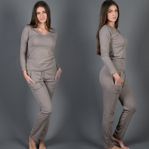 ženska pidžama v izrez smeđa